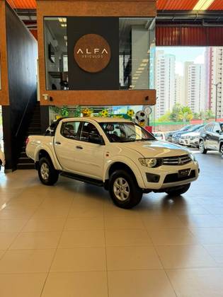 MITSUBISHI L200 TRITON 2.4 HLS 4X2 CD 16V FLEX 4P MANUAL